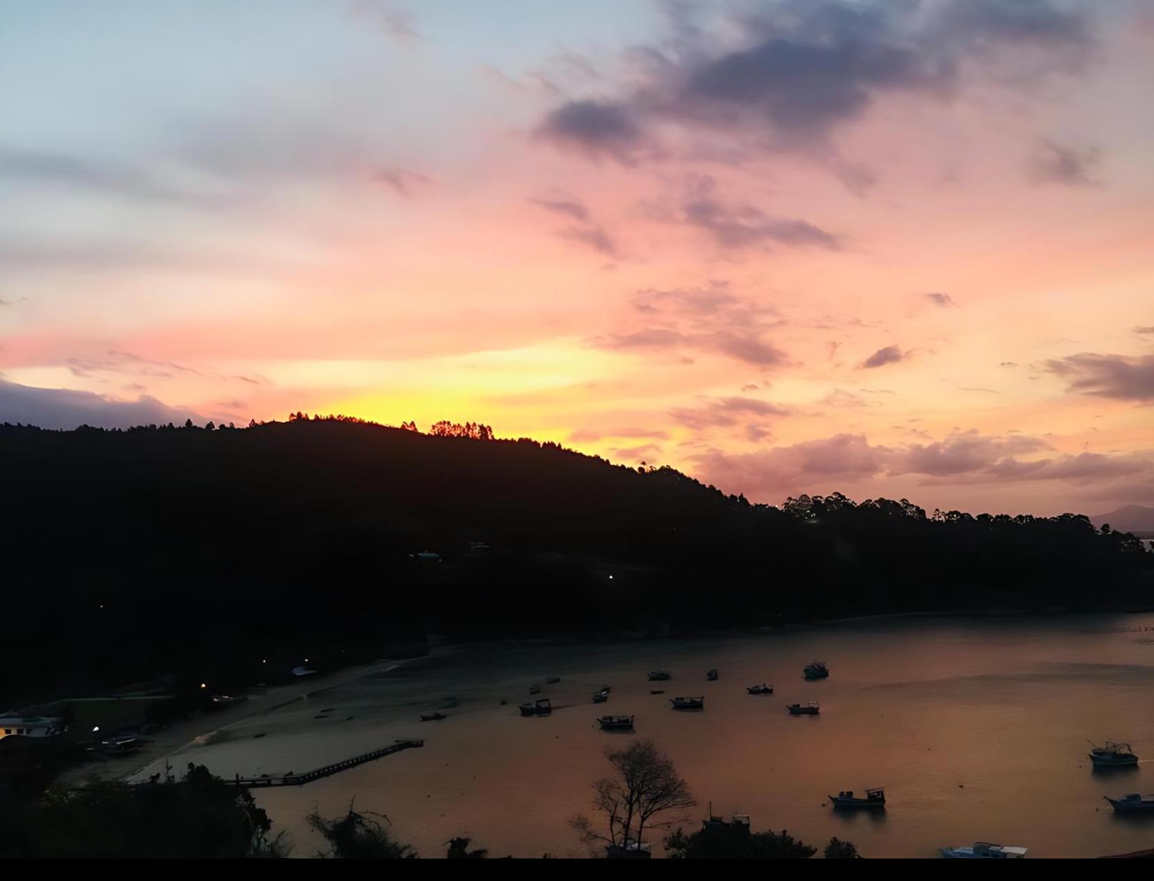 Mar De Bougainville Governador Celso Ramos Exterior photo